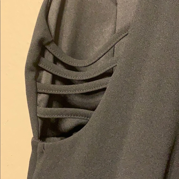 Dress - Picture 4 of 5